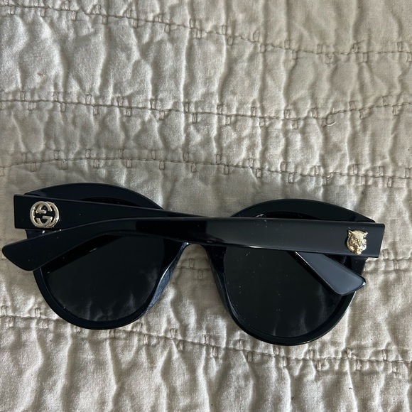 Gucci Round Black Sunglasses 52MM AS IS PLEASE READ DESCRIPTION - Picture 3 of 13